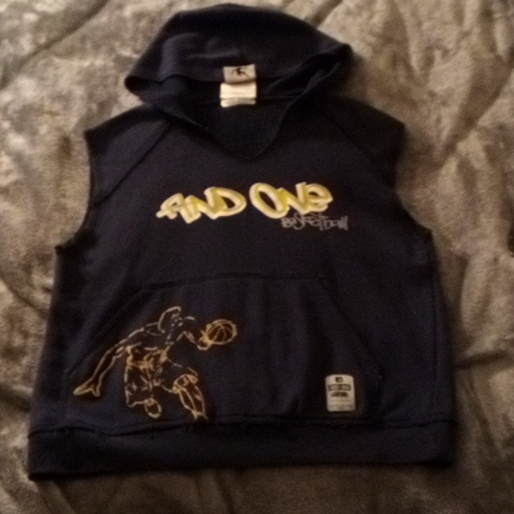 AND ONE BASKETBALL TANK HOODIE YOUTH MED